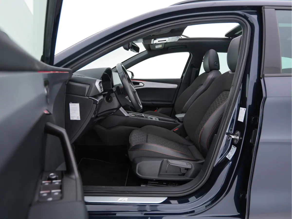 2.0 TDI FR Business Intense (INCL-BTW) Aut.  *PANO | FULL-LED | ADAPTIVE-CRUISE | DIGI-COCKPIT | NAVI-FULLMAP | LEATHER-MICROFIBRE | CARPLAY | KEYLESS | SHIFT-PADDLES | SPORT-SEATS | AMBIENT