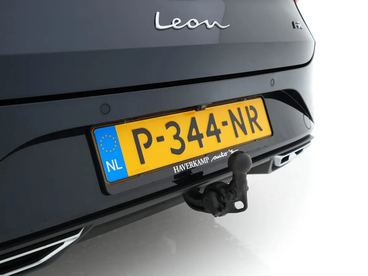 2.0 TDI FR Business Intense (INCL-BTW) Aut.  *PANO | FULL-LED | ADAPTIVE-CRUISE | DIGI-COCKPIT | NAVI-FULLMAP | LEATHER-MICROFIBRE | CARPLAY | KEYLESS | SHIFT-PADDLES | SPORT-SEATS | AMBIENT