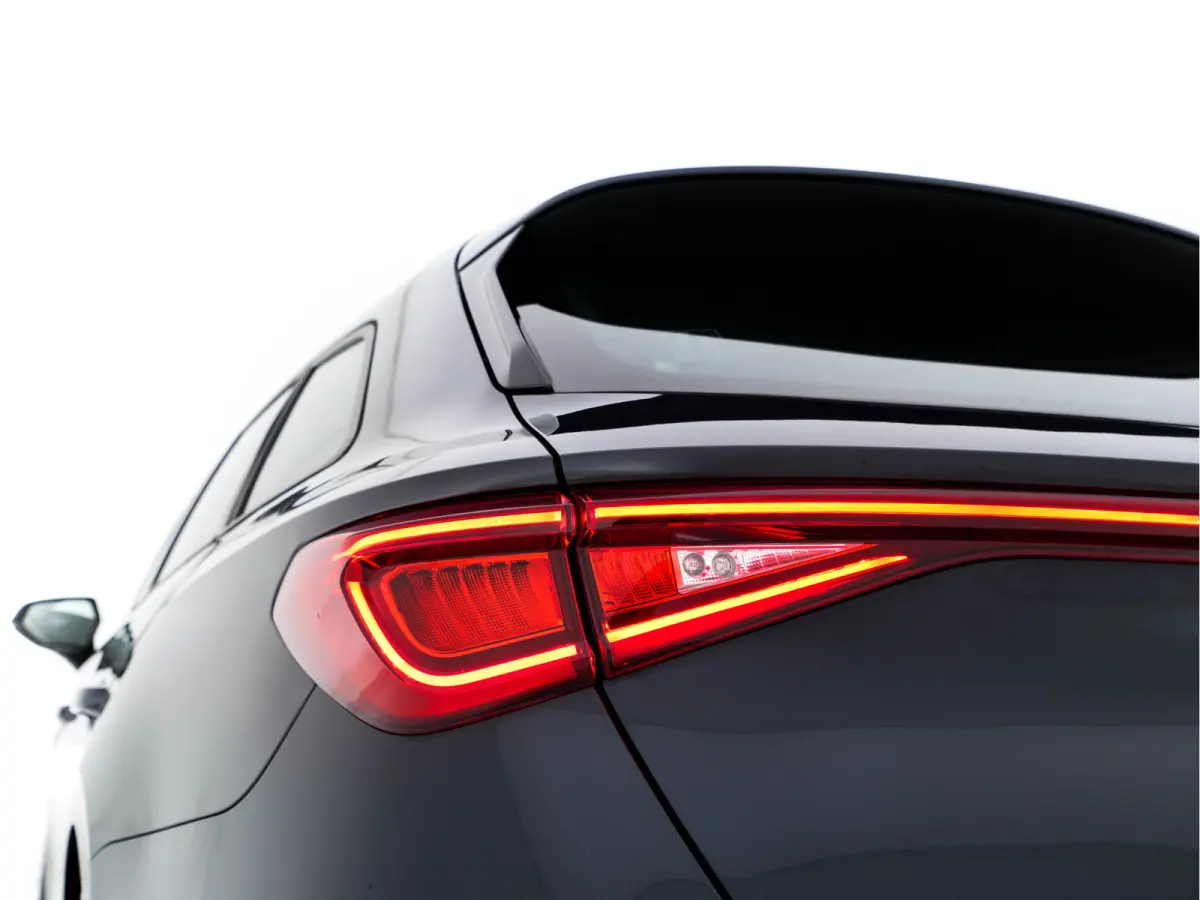 2.0 TDI FR Business Intense (INCL-BTW) Aut.  *PANO | FULL-LED | ADAPTIVE-CRUISE | DIGI-COCKPIT | NAVI-FULLMAP | LEATHER-MICROFIBRE | CARPLAY | KEYLESS | SHIFT-PADDLES | SPORT-SEATS | AMBIENT
