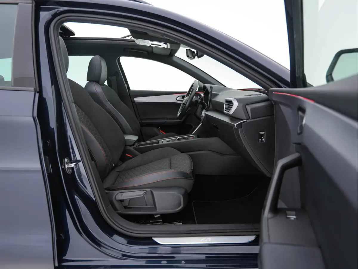 2.0 TDI FR Business Intense (INCL-BTW) Aut.  *PANO | FULL-LED | ADAPTIVE-CRUISE | DIGI-COCKPIT | NAVI-FULLMAP | LEATHER-MICROFIBRE | CARPLAY | KEYLESS | SHIFT-PADDLES | SPORT-SEATS | AMBIENT