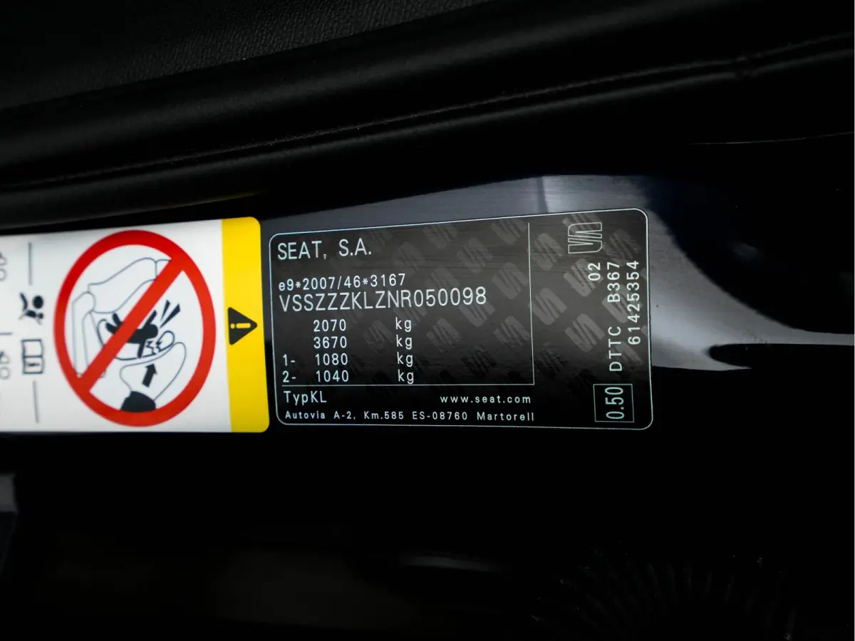 2.0 TDI FR Business Intense (INCL-BTW) Aut.  *PANO | FULL-LED | ADAPTIVE-CRUISE | DIGI-COCKPIT | NAVI-FULLMAP | LEATHER-MICROFIBRE | CARPLAY | KEYLESS | SHIFT-PADDLES | SPORT-SEATS | AMBIENT