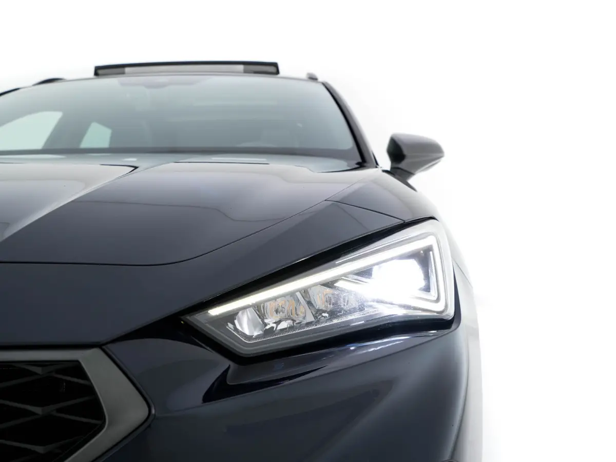 2.0 TDI FR Business Intense (INCL-BTW) Aut.  *PANO | FULL-LED | ADAPTIVE-CRUISE | DIGI-COCKPIT | NAVI-FULLMAP | LEATHER-MICROFIBRE | CARPLAY | KEYLESS | SHIFT-PADDLES | SPORT-SEATS | AMBIENT