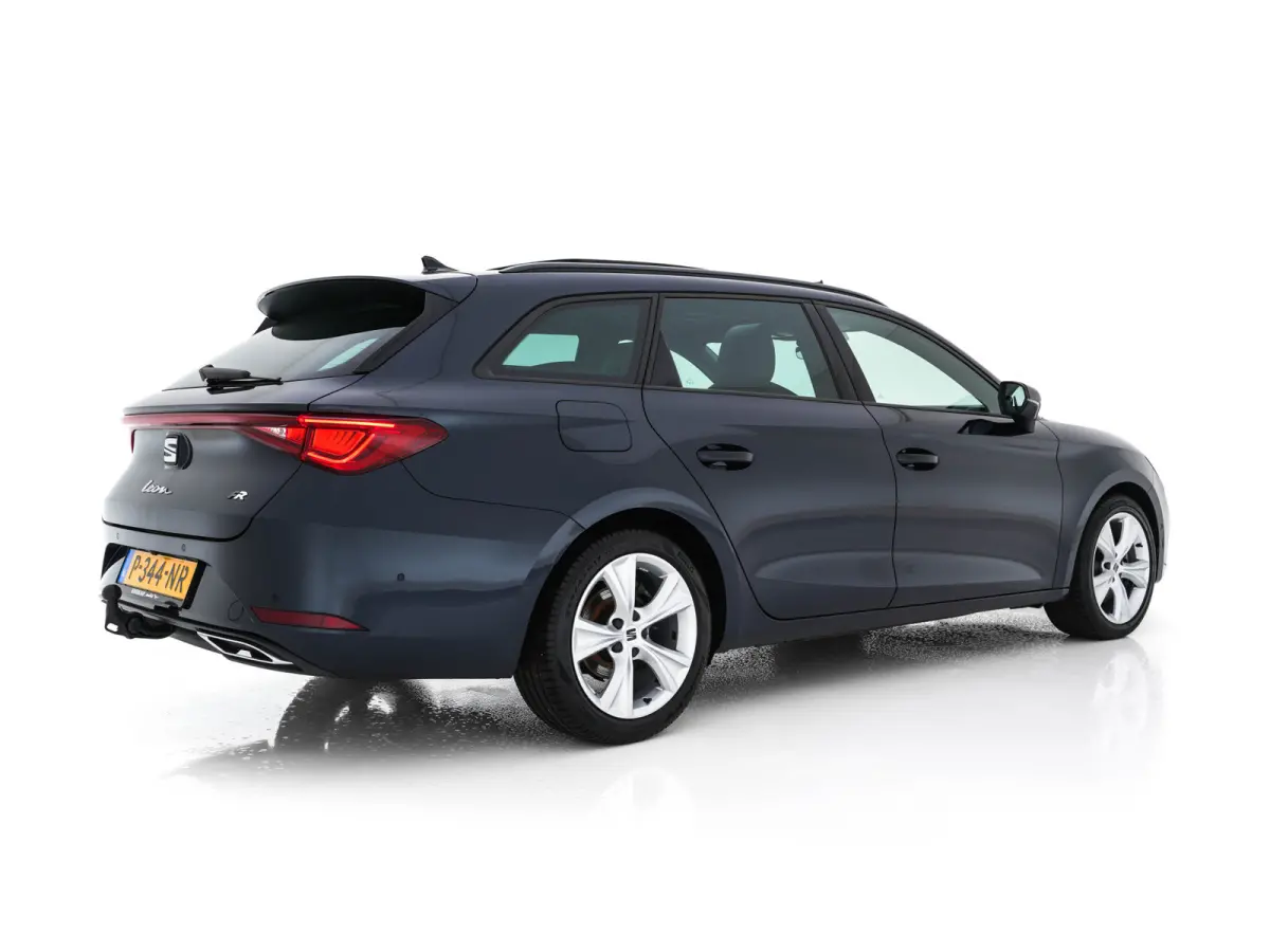 2.0 TDI FR Business Intense (INCL-BTW) Aut.  *PANO | FULL-LED | ADAPTIVE-CRUISE | DIGI-COCKPIT | NAVI-FULLMAP | LEATHER-MICROFIBRE | CARPLAY | KEYLESS | SHIFT-PADDLES | SPORT-SEATS | AMBIENT