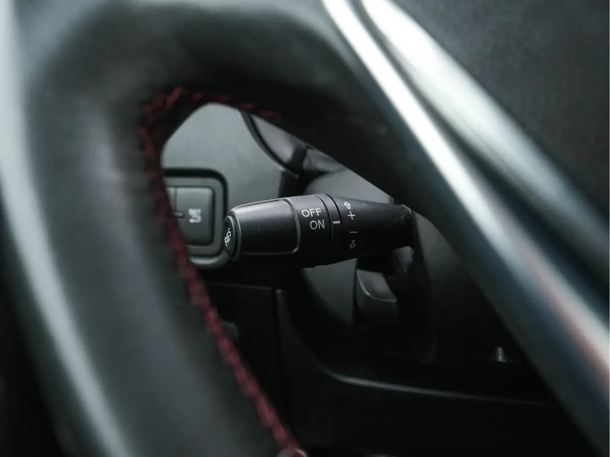 1.3 JTDm ECO Super *NAVI-FULLMAP | COMFORT-SEATS | AIRCO | PDC | CRUISE | 17''ALU*