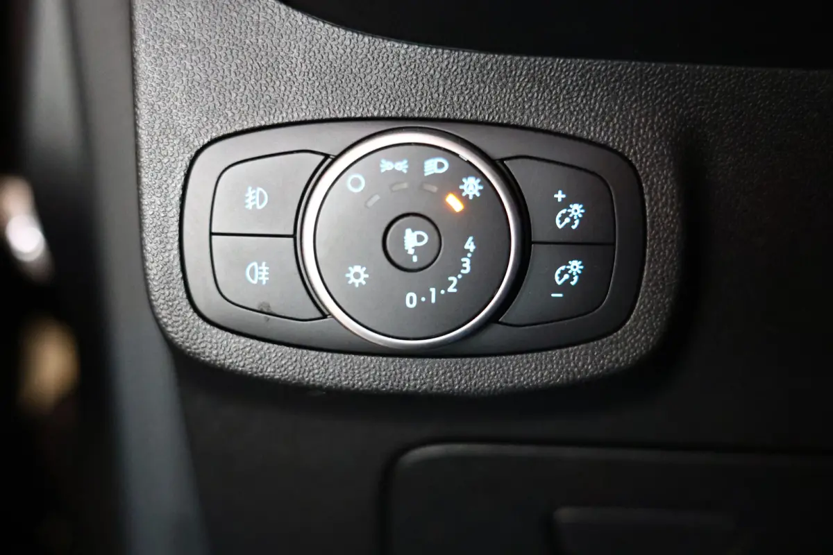 1.0 EcoBoost Titanium B&O NAVI CLIMA CARPLAY PDC StoelVW PDC PARKass. '18