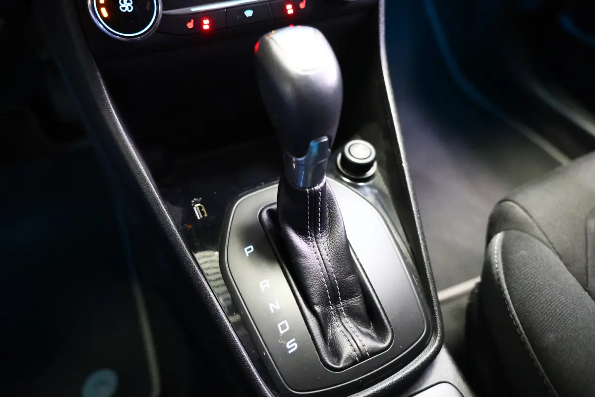1.0 EcoBoost Titanium B&O NAVI CLIMA CARPLAY PDC StoelVW PDC PARKass. '18