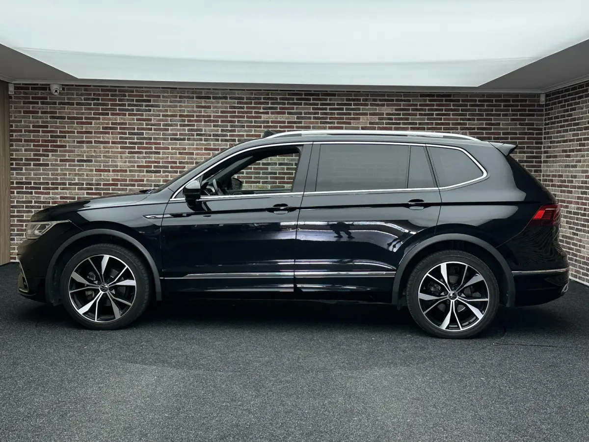 1.5 TSI R-Line 7-PERSOONS 7P IQ HEADUP PANORAMA 3X R