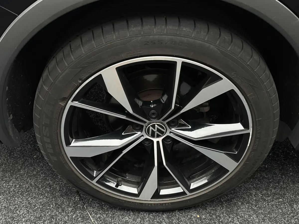 1.5 TSI R-Line 7-PERSOONS 7P IQ HEADUP PANORAMA 3X R