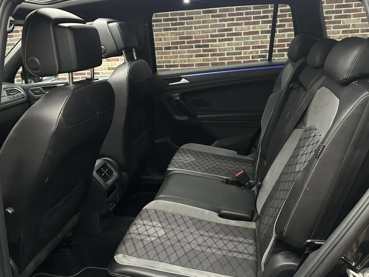 1.5 TSI R-Line 7-PERSOONS 7P IQ HEADUP PANORAMA 3X R