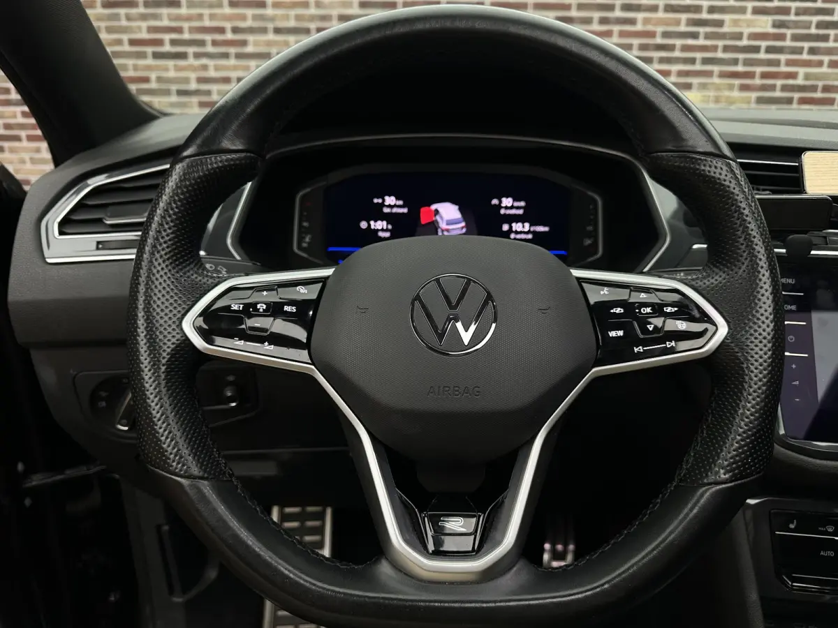 1.5 TSI R-Line 7-PERSOONS 7P IQ HEADUP PANORAMA 3X R