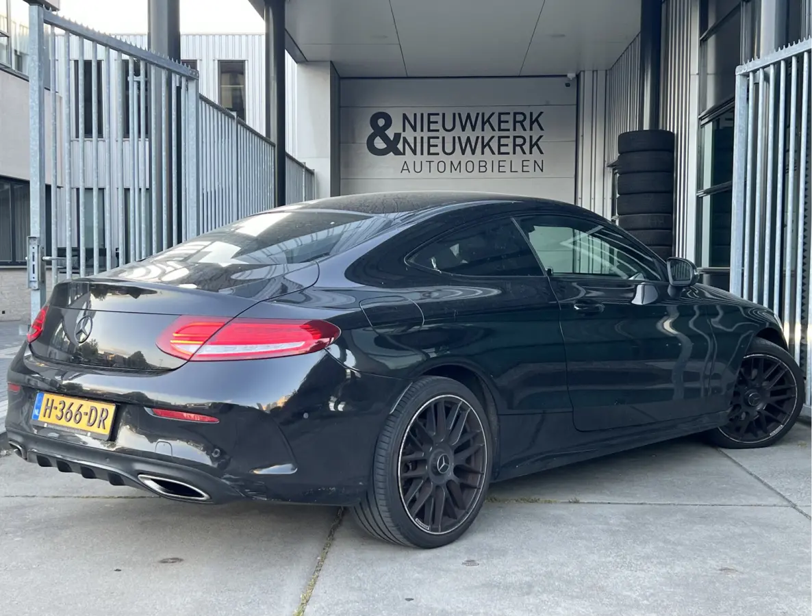 180 Premium Plus AMG | AUTOMAAT | LEDER | CAMERA | NAVI | CRUISE CONTROL | CLIMATE CONTROL | PDC V+A | LMV 18'' | LED | BLUETOOTH