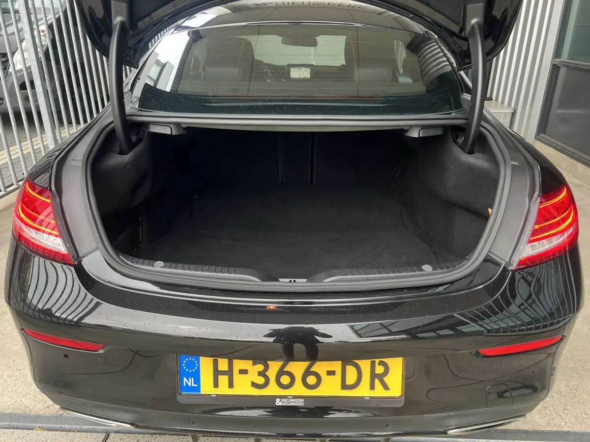 180 Premium Plus AMG | AUTOMAAT | LEDER | CAMERA | NAVI | CRUISE CONTROL | CLIMATE CONTROL | PDC V+A | LMV 18'' | LED | BLUETOOTH