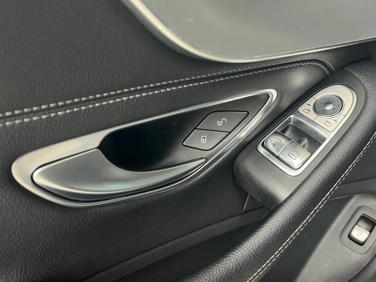 180 Premium Plus AMG | AUTOMAAT | LEDER | CAMERA | NAVI | CRUISE CONTROL | CLIMATE CONTROL | PDC V+A | LMV 18'' | LED | BLUETOOTH