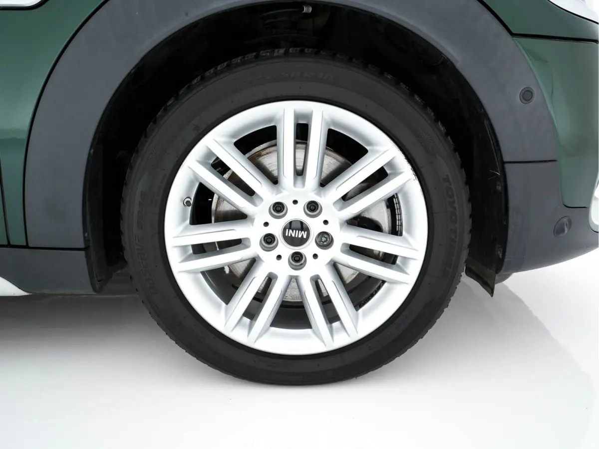 Mini 2.0 Cooper ALL4 Chili Plug-In (INCL-BTW) Aut. *PANO | LEATHER-FABRIC | FULL-LED | SPORT-SEATS | KEYLESS | NAVI-FULLMAP | ECC | AMBIENT-LIGHT | PDC | CRUISE | 18''ALU*