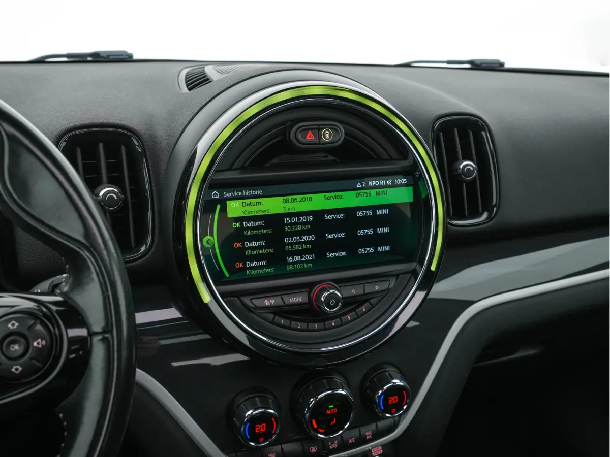 Mini 2.0 Cooper ALL4 Chili Plug-In (INCL-BTW) Aut. *PANO | LEATHER-FABRIC | FULL-LED | SPORT-SEATS | KEYLESS | NAVI-FULLMAP | ECC | AMBIENT-LIGHT | PDC | CRUISE | 18''ALU*
