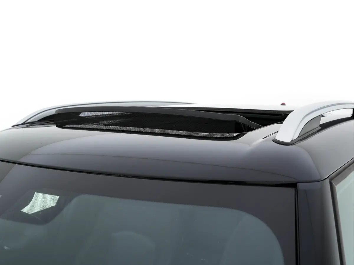 Mini 2.0 Cooper ALL4 Chili Plug-In (INCL-BTW) Aut. *PANO | LEATHER-FABRIC | FULL-LED | SPORT-SEATS | KEYLESS | NAVI-FULLMAP | ECC | AMBIENT-LIGHT | PDC | CRUISE | 18''ALU*
