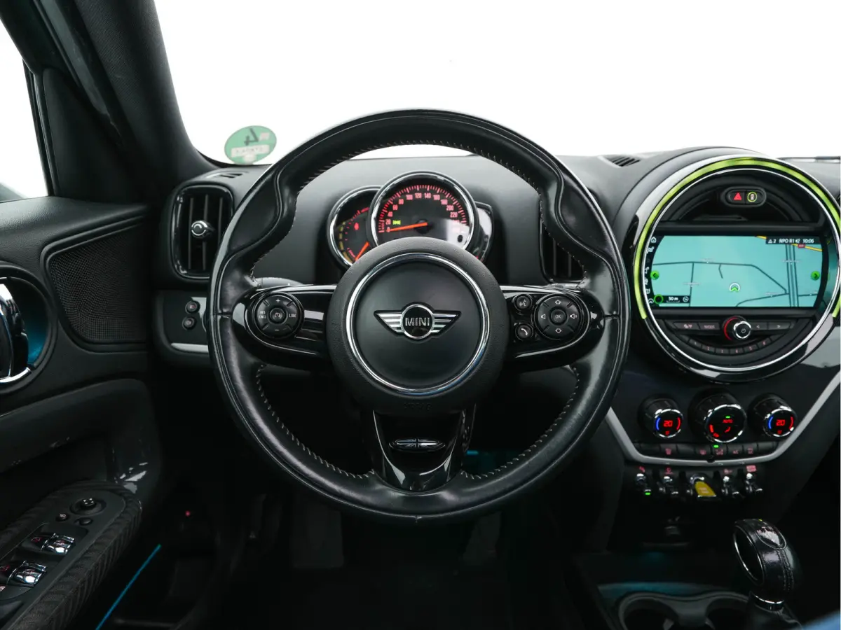 Mini 2.0 Cooper ALL4 Chili Plug-In (INCL-BTW) Aut. *PANO | LEATHER-FABRIC | FULL-LED | SPORT-SEATS | KEYLESS | NAVI-FULLMAP | ECC | AMBIENT-LIGHT | PDC | CRUISE | 18''ALU*