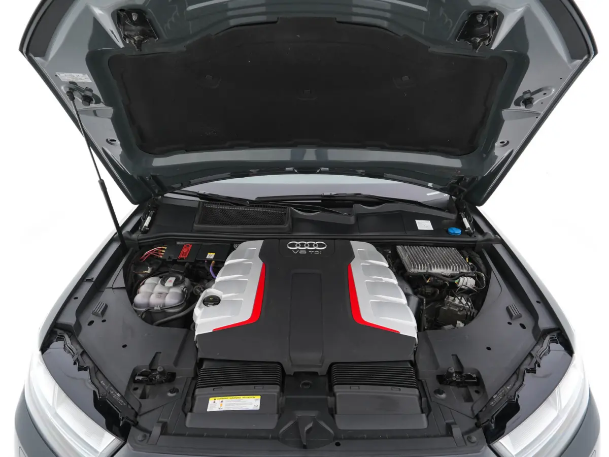 SQ7 4.0 TDI Quattro Pro Line + Aut. *PANO | LEATHER | FULL-LED | DIGI-COCKPIT | BOSE-SOUND | KEYLESS | CAMERA | NAVI-FULLMAP | HEATED/VENTILATED-COMFORTSEATS | SHIFT-PADDLES | CARBON-INLAY |