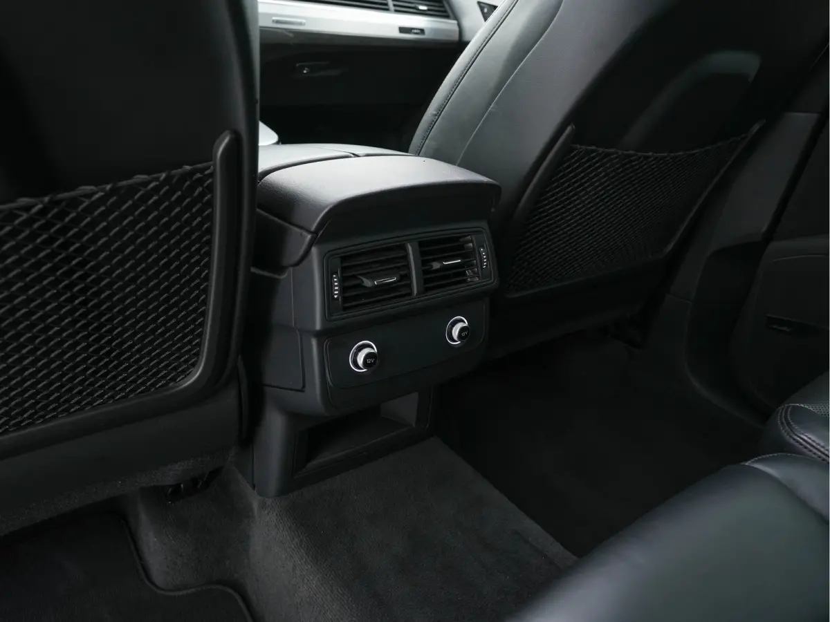 SQ7 4.0 TDI Quattro Pro Line + Aut. *PANO | LEATHER | FULL-LED | DIGI-COCKPIT | BOSE-SOUND | KEYLESS | CAMERA | NAVI-FULLMAP | HEATED/VENTILATED-COMFORTSEATS | SHIFT-PADDLES | CARBON-INLAY |