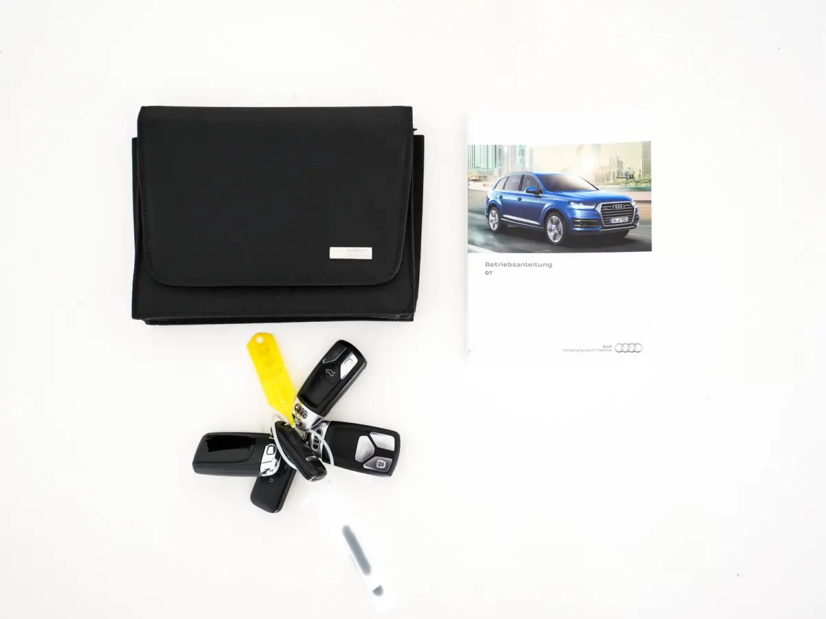 SQ7 4.0 TDI Quattro Pro Line + Aut. *PANO | LEATHER | FULL-LED | DIGI-COCKPIT | BOSE-SOUND | KEYLESS | CAMERA | NAVI-FULLMAP | HEATED/VENTILATED-COMFORTSEATS | SHIFT-PADDLES | CARBON-INLAY |