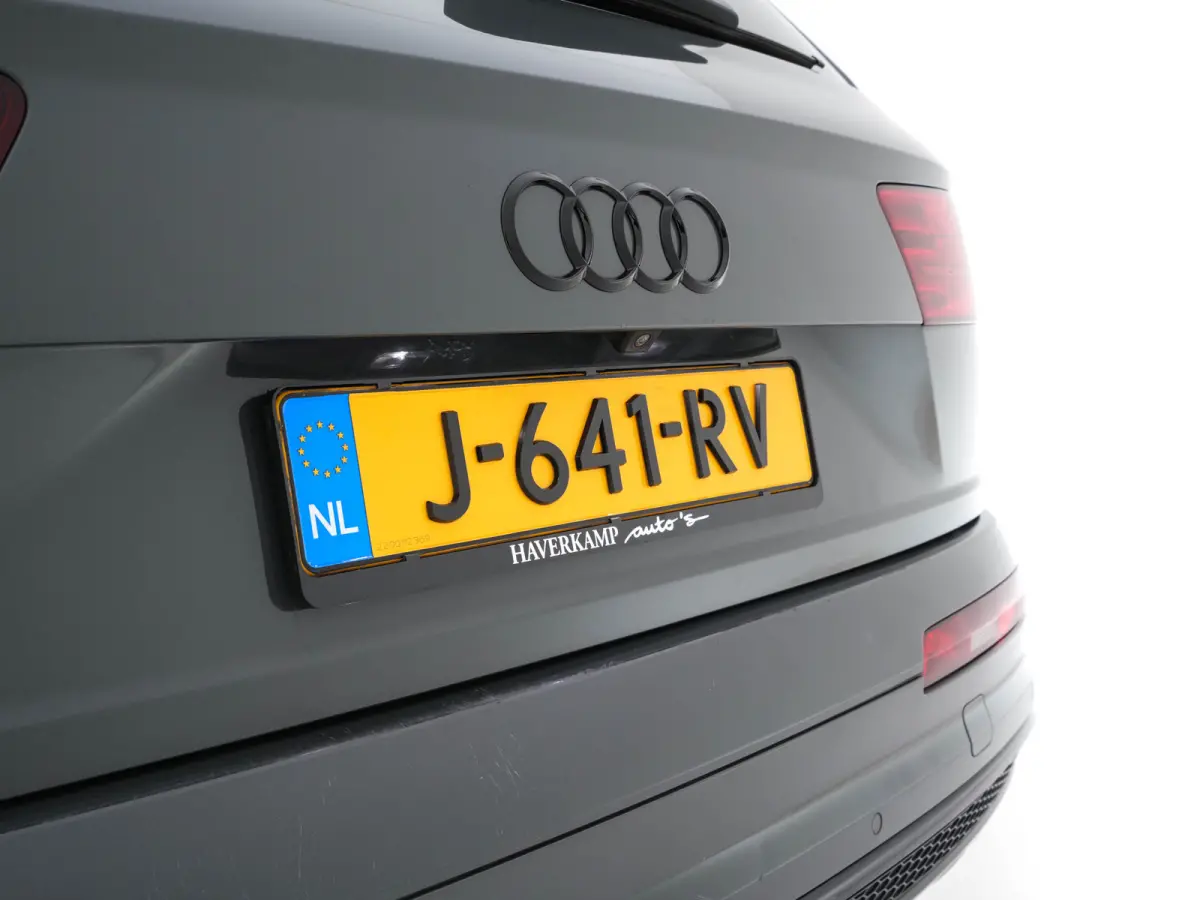 SQ7 4.0 TDI Quattro Pro Line + Aut. *PANO | LEATHER | FULL-LED | DIGI-COCKPIT | BOSE-SOUND | KEYLESS | CAMERA | NAVI-FULLMAP | HEATED/VENTILATED-COMFORTSEATS | SHIFT-PADDLES | CARBON-INLAY |