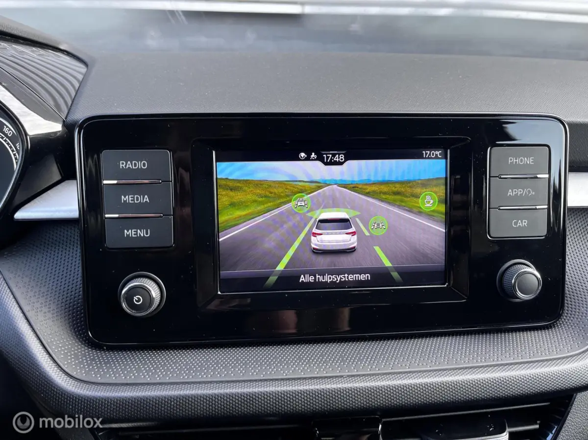 1.0 TSI Ambition|Apple-Carplay|Cruise|Lane assis