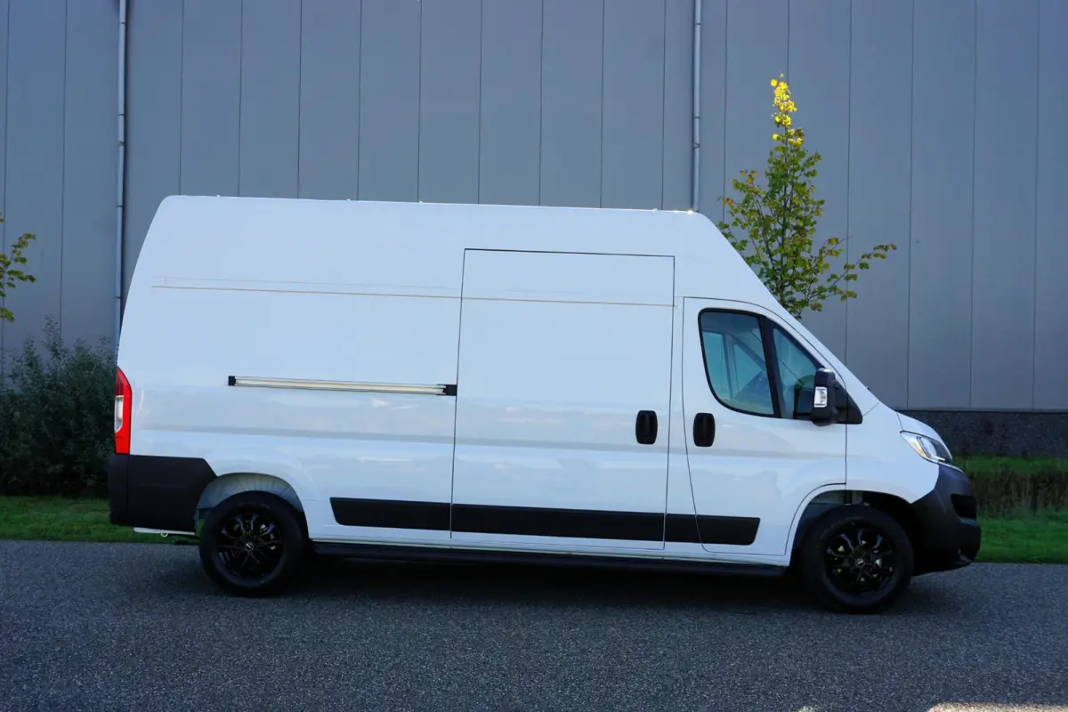 2.2 BlueHDi 140 L3H3 3.5t BPM vrij |Nieuw |Camera |Cruise |Navi |Airco |Extra hoog |EURO6D |3500 KG