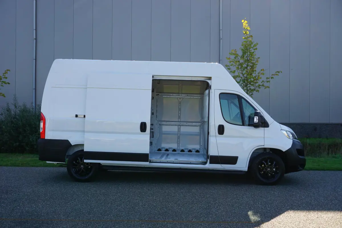 2.2 BlueHDi 140 L3H3 3.5t BPM vrij |Nieuw |Camera |Cruise |Navi |Airco |Extra hoog |EURO6D |3500 KG