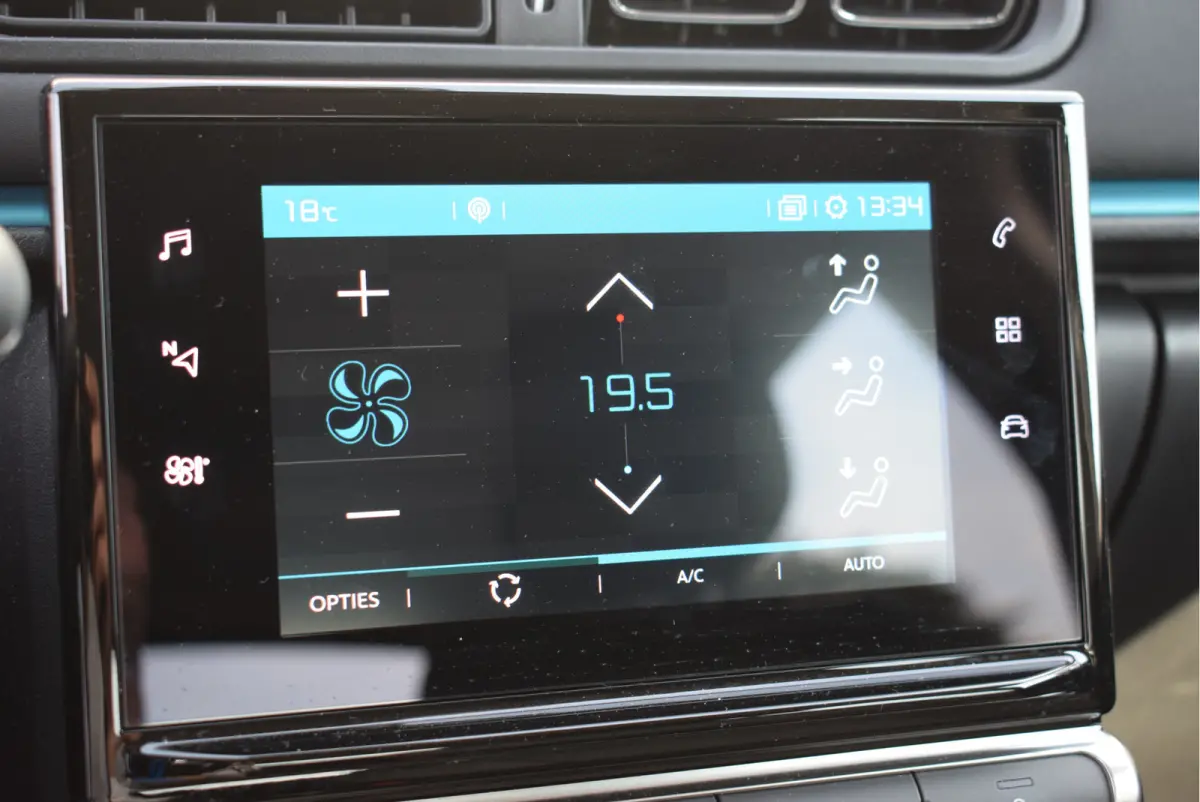1.2 Feel | NL-Auto | Navi | Climate Control | Full LED