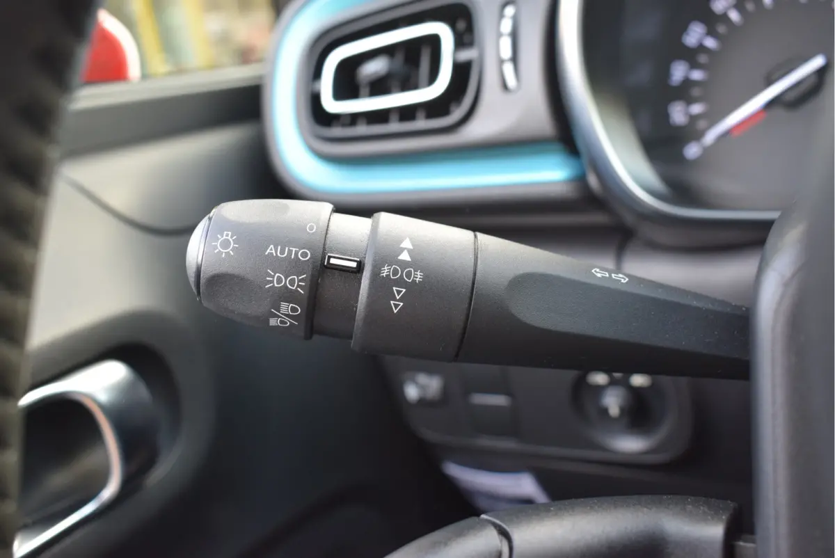 1.2 Feel | NL-Auto | Navi | Climate Control | Full LED