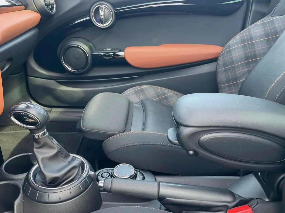 1.5 Cooper Chili, Automaat, Schuifdak, Sportstoelen
