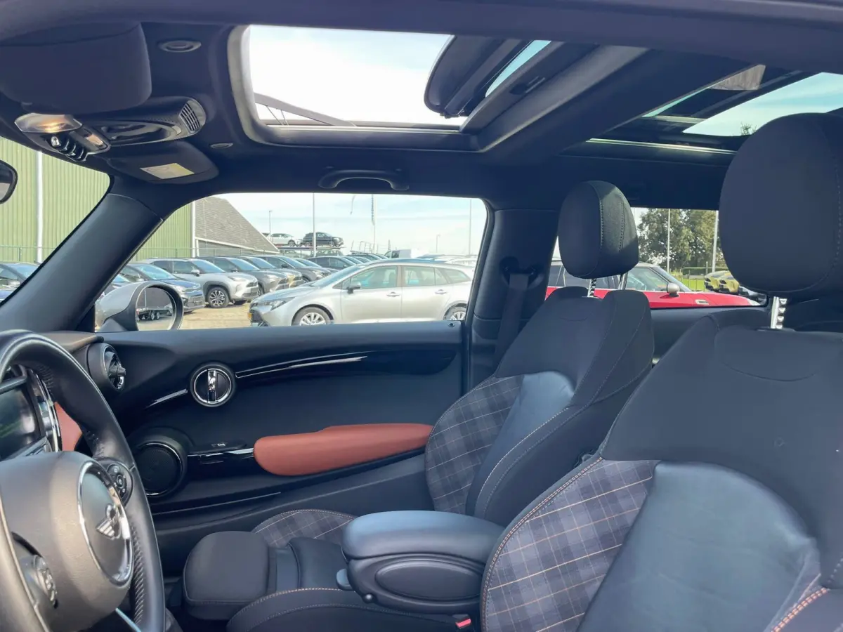 1.5 Cooper Chili, Automaat, Schuifdak, Sportstoelen