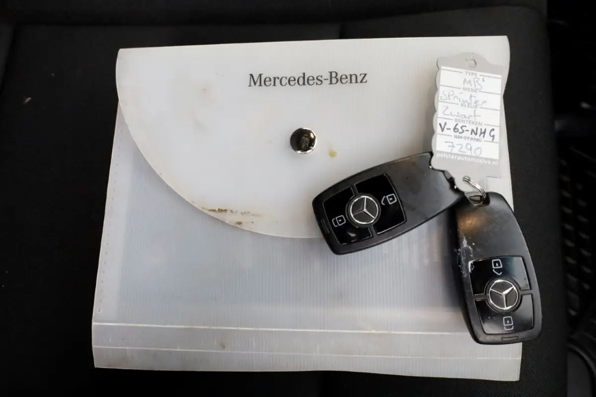 314 CDI 143pk RWD L2H2 Airco/Navi/Camera 11-2019