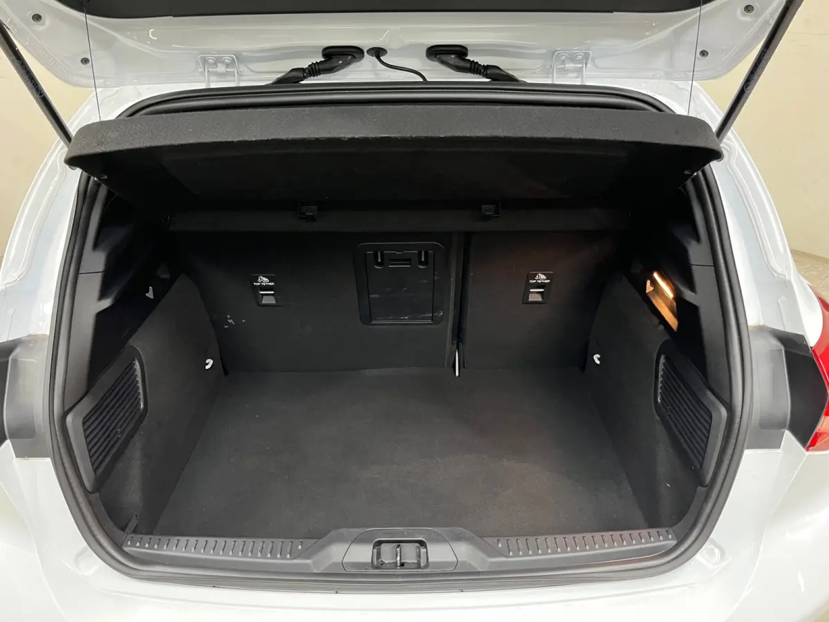 2.3 EcoBoost ST-3 280PK | Apple Carplay | Climate Control | Recaro | Stoel- Stuurverwarming | Verwarmbare Voorruit |