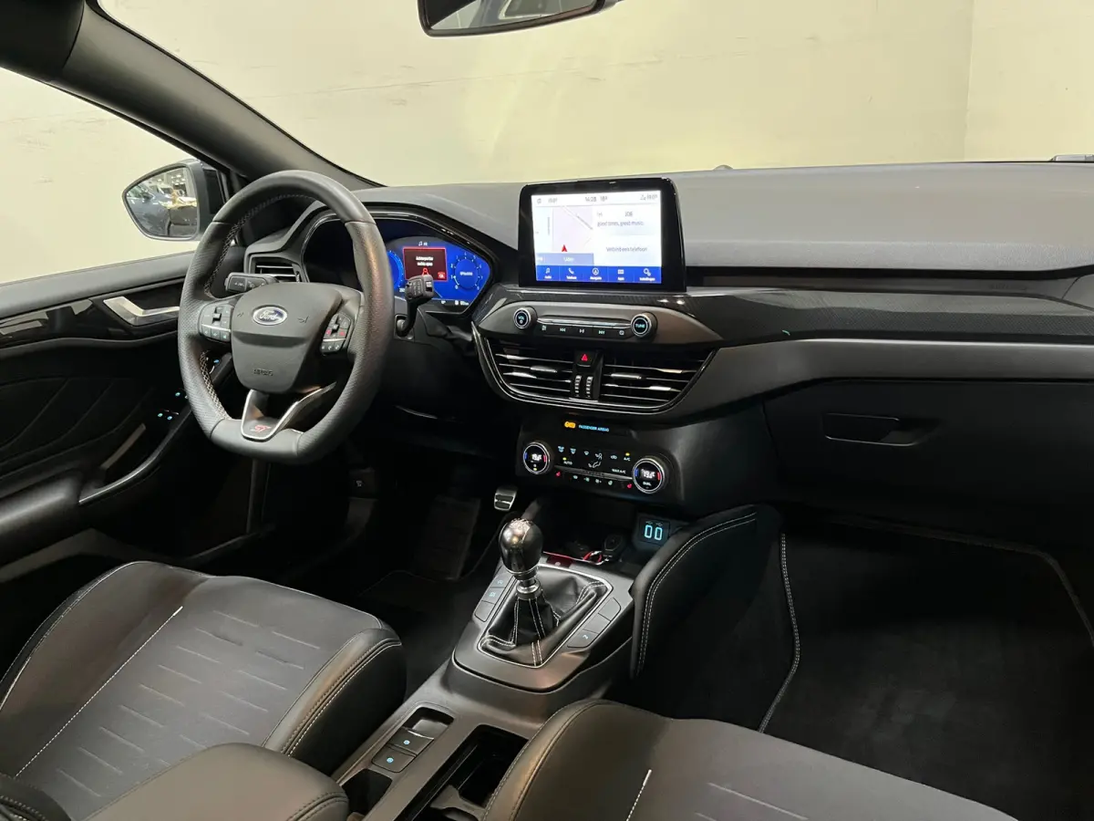 2.3 EcoBoost ST-3 / Carplay / Winterpakket / Recaro