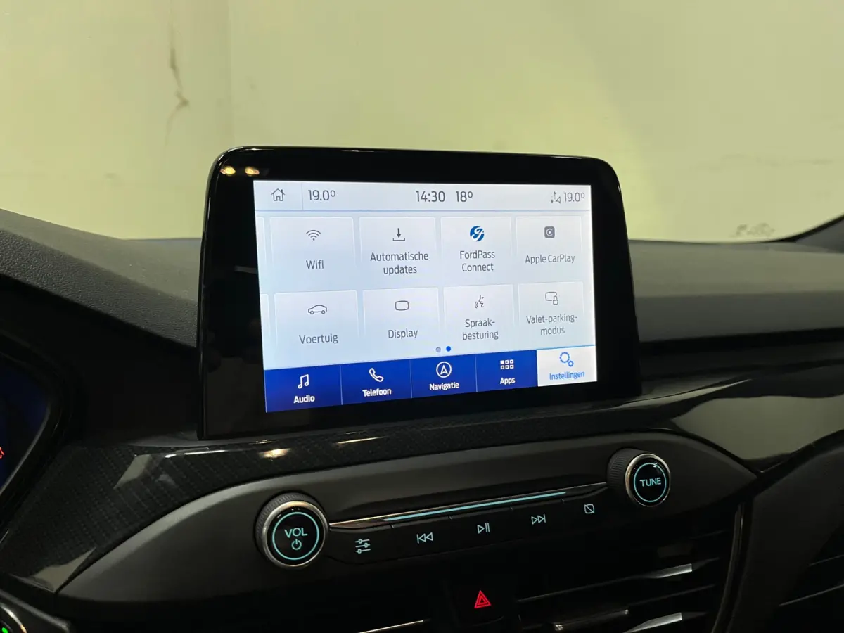 2.3 EcoBoost ST-3 280PK | Apple Carplay | Climate Control | Recaro | Stoel- Stuurverwarming | Verwarmbare Voorruit |