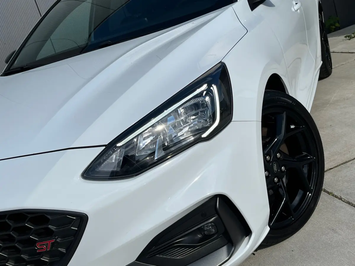 2.3 EcoBoost ST-3 280PK | Apple Carplay | Climate Control | Recaro | Stoel- Stuurverwarming | Verwarmbare Voorruit |