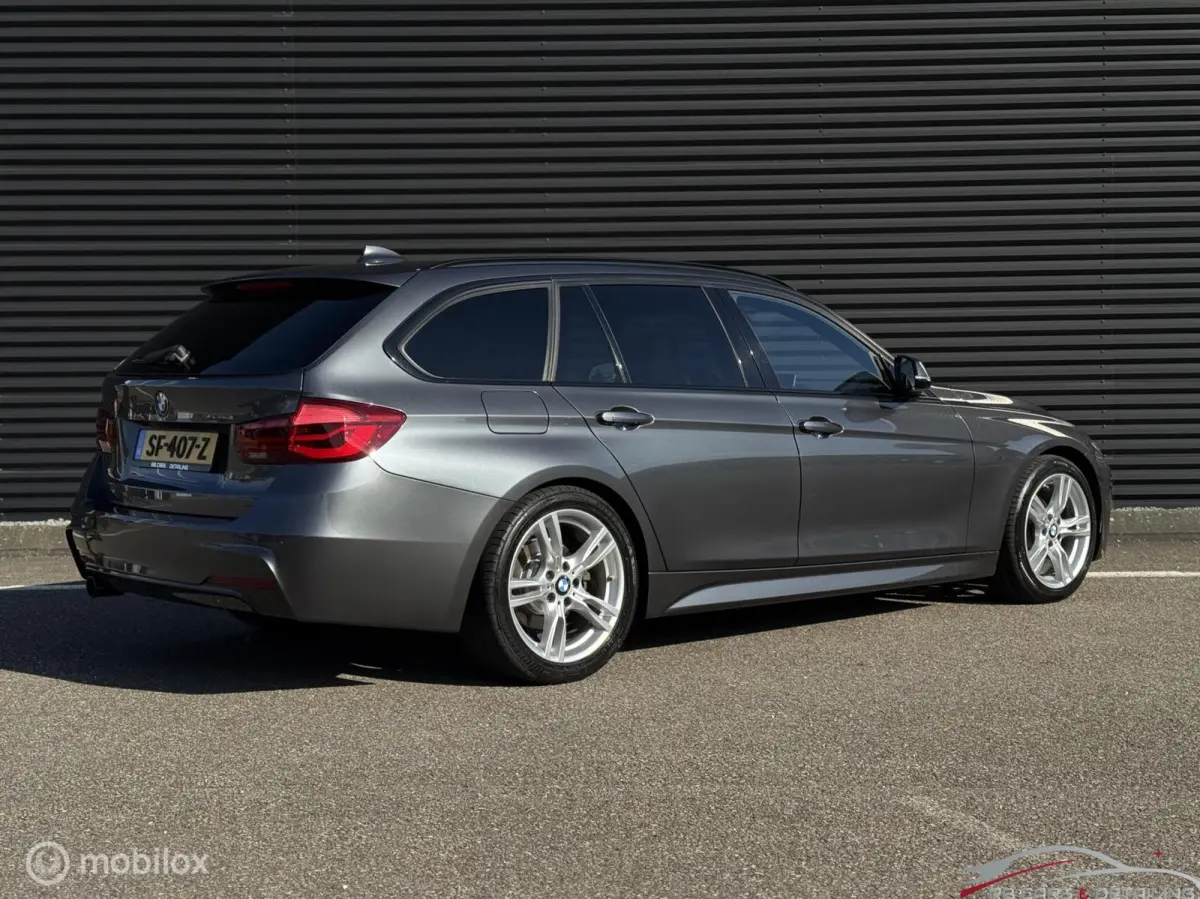 318i M-Sport Edition, Leder, Digi dashbo