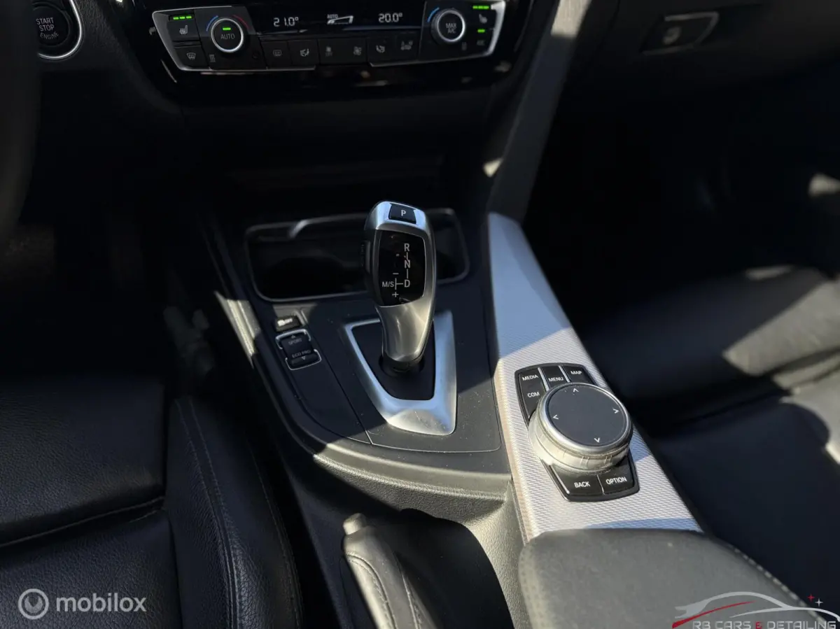 318i M-Sport Edition, Leder, Digi dashbo