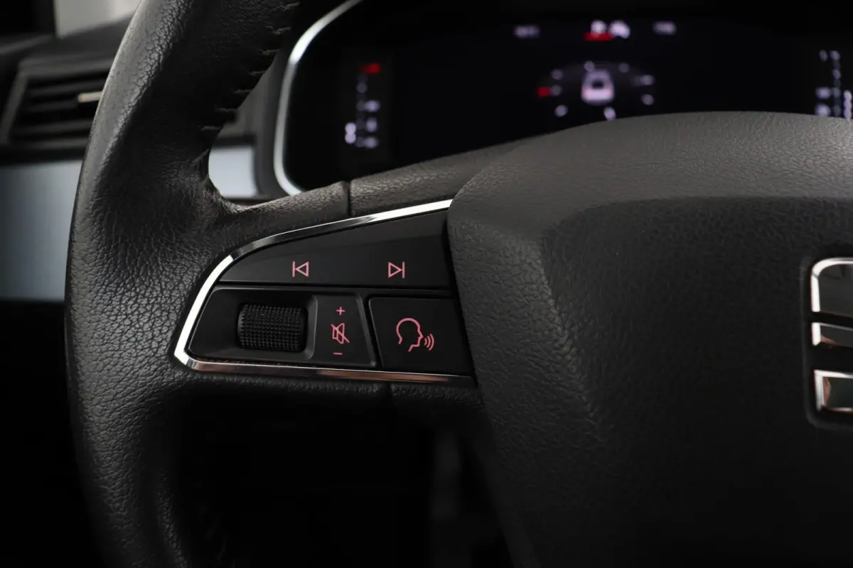 1.0 TSI Style | CarPlay | Climate Control | Parkeersensoren | Org NL.