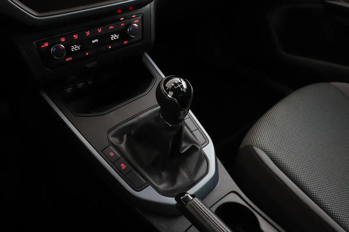 1.0 TSI Style | CarPlay | Climate Control | Parkeersensoren | Org NL.