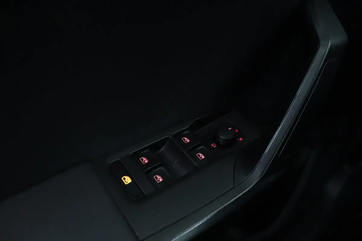 1.0 TSI Style | CarPlay | Climate Control | Parkeersensoren | Org NL.