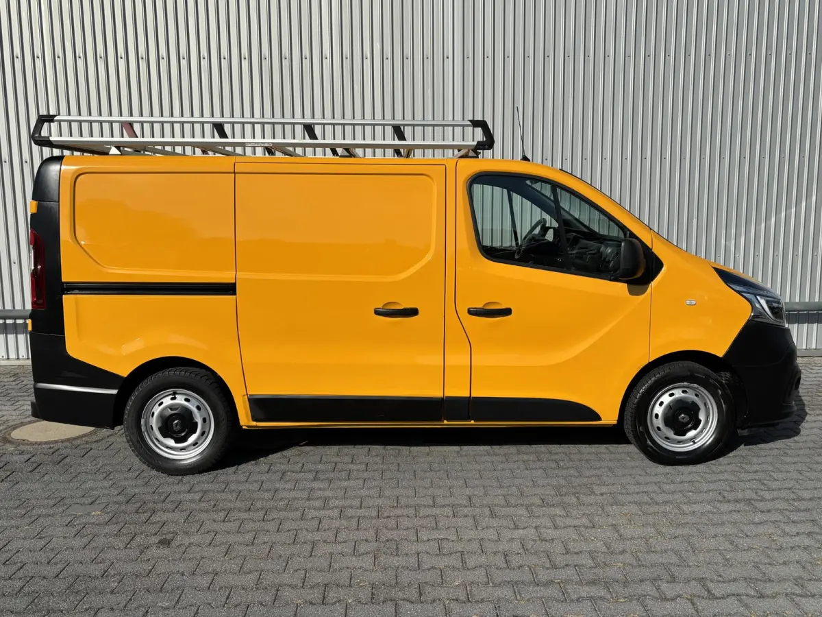 2.0 dCi 120 T27 L1H1Comfort*3PERS.*HAAK*CRUISE*A/C