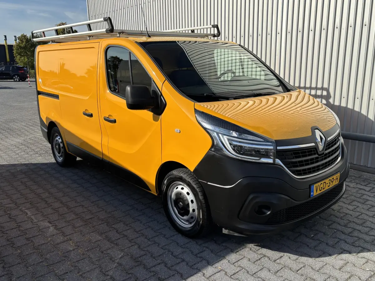 2.0 dCi 120 T27 L1H1Comfort*3PERS.*HAAK*CRUISE*A/C