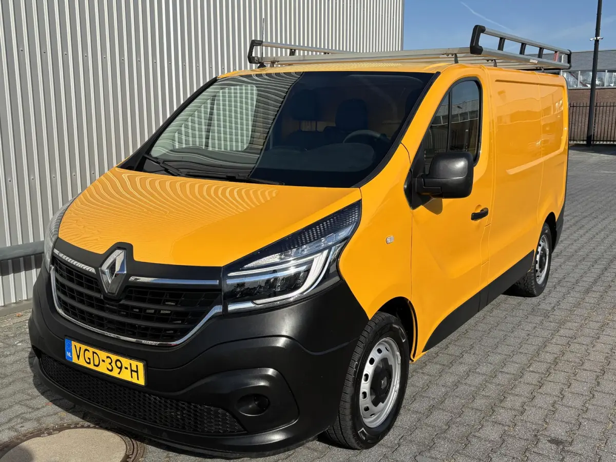 2.0 dCi 120 T27 L1H1Comfort*3PERS.*HAAK*CRUISE*A/C