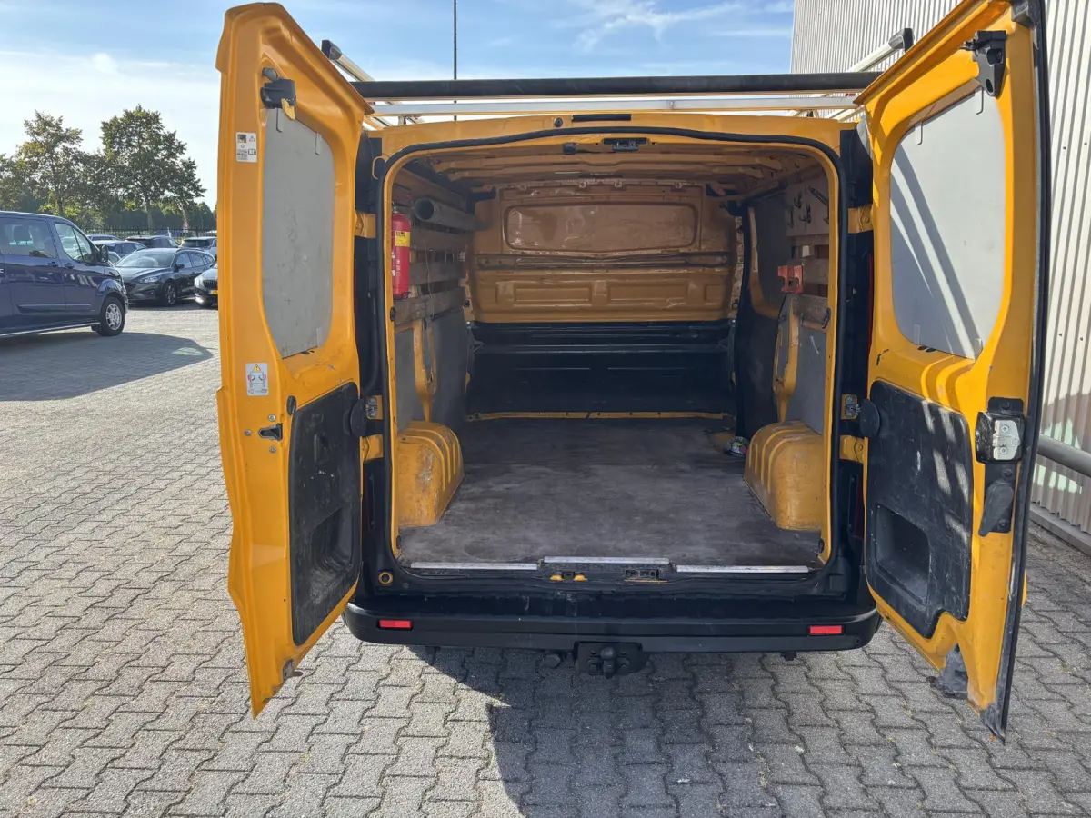 2.0 dCi 120 T27 L1H1Comfort*3PERS.*HAAK*CRUISE*A/C