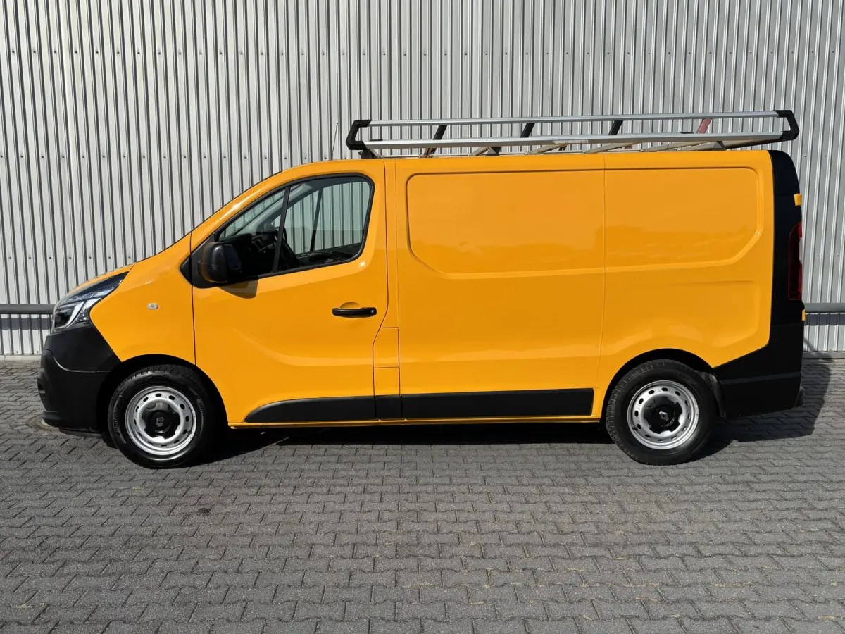 2.0 dCi 120 T27 L1H1Comfort*3PERS.*HAAK*CRUISE*A/C