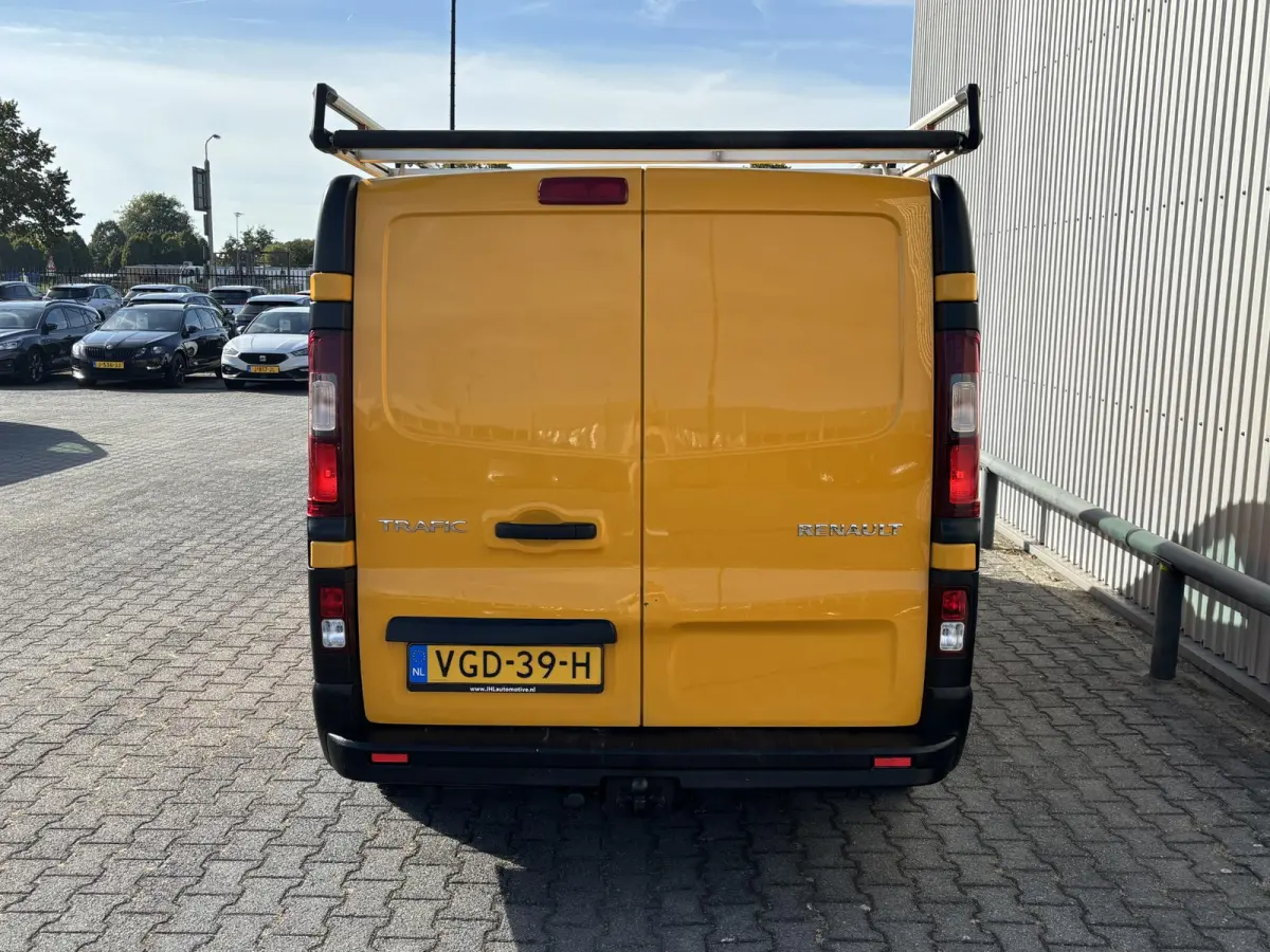 2.0 dCi 120 T27 L1H1Comfort*3PERS.*HAAK*CRUISE*A/C