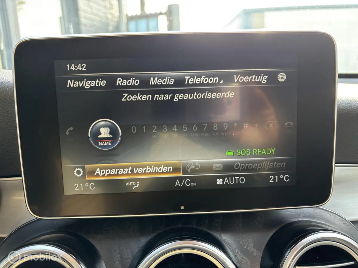 250 4MATIC Premium AMG Navi ECC Pano ILS 19"LM Camera Privacy glas