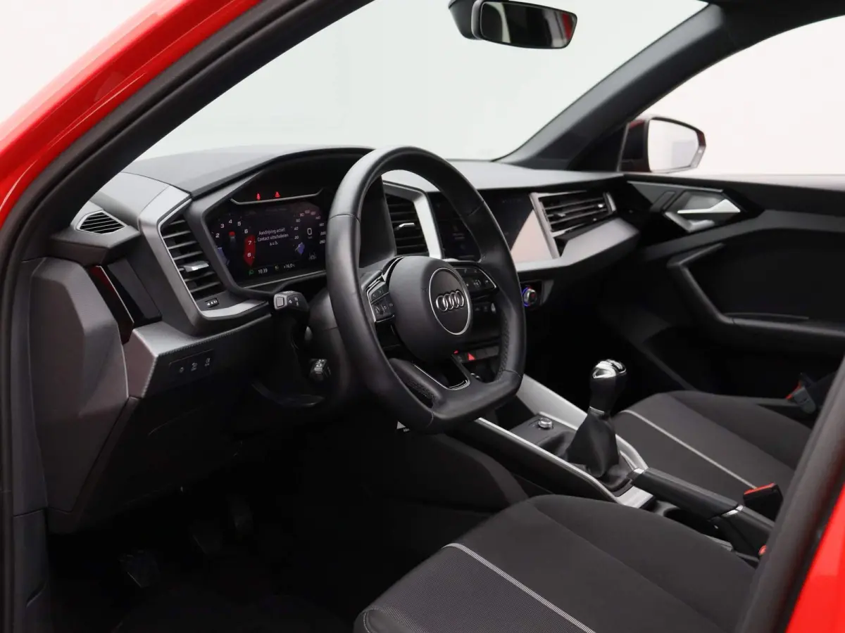 25 TFSI Advanced Edition 95 PK | Demo | S-line | Virtual cockpit | LED | Climate control | Cruise control | Privacy glas | Lichtmetalen velgen |